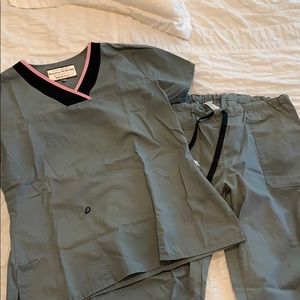 Grey scrub set